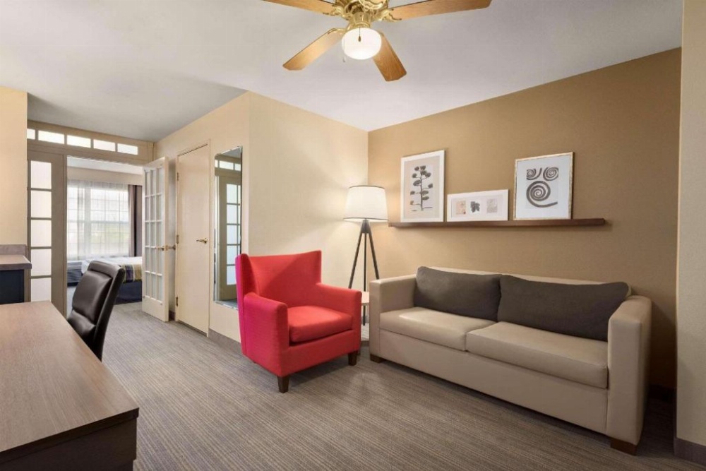 Country Inn & Suites by Radisson, Milwaukee Airport, WI Image 10