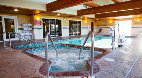 Country Inn & Suites by Radisson, Milwaukee Airport, WI image 29