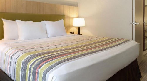 Country Inn & Suites by Radisson, Milwaukee Airport, WI image 6